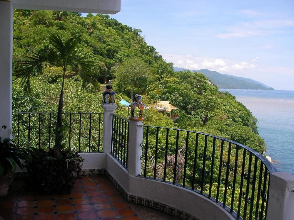 Mar Sereno Hotel & Suites Puerto Vallarta Exterior photo